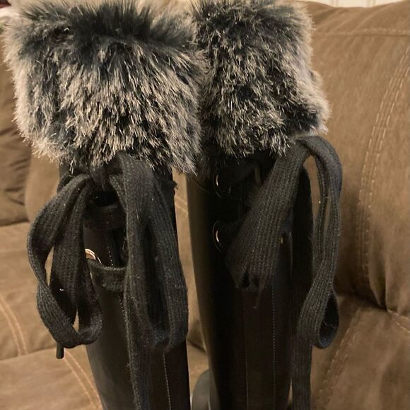 UNIQUE KNEE HIGH RUBBER/FUR SOCK BOOTS - SZ 7 - Picture 7 of 7